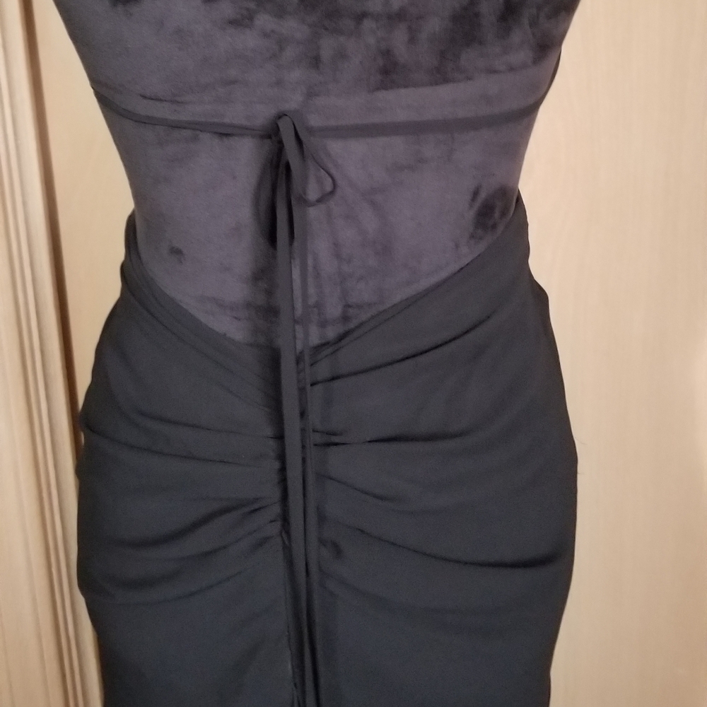 Dress - Picture 4 of 6